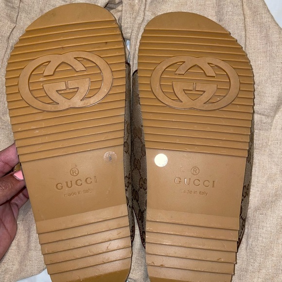 Gucci Sandals - Picture 9 of 9